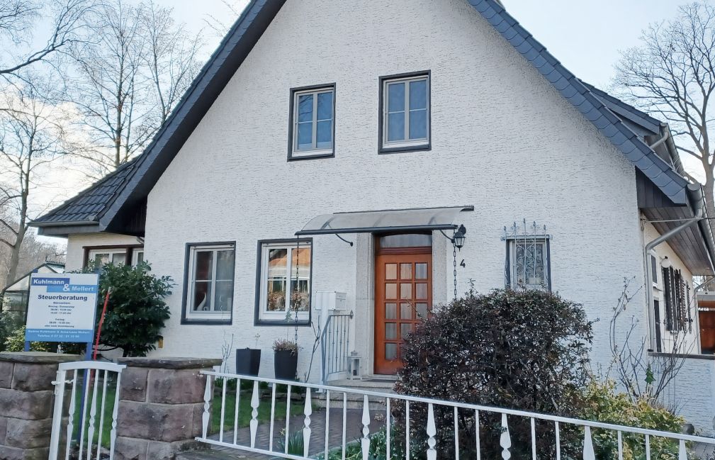 Steuerberatung Kuhlmann & Mellert GbR | Außenansicht von Bürogebäude